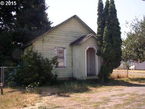 2025 S A St, Springfield, OR 97477 photo 1