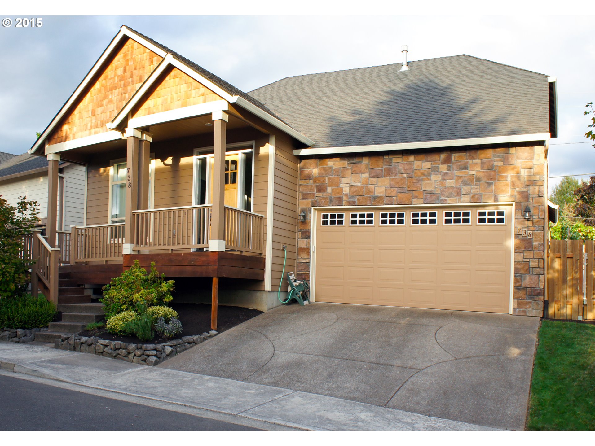 738 SE Anderson Ln, Gresham, OR 97080 photo 1