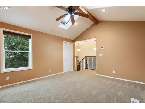 Living - 1727 NW 30th Cir, Camas, WA 98607 photo 8 of 8