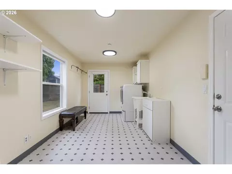 Other - 1727 NW 30th Cir, Camas, WA 98607 photo 4 of 5