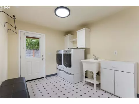 Other - 1727 NW 30th Cir, Camas, WA 98607 photo 5 of 5