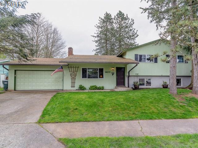 1420 NE Centurion Dr, Gresham, OR 97030 photo 1
