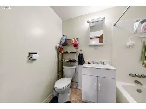 Bath - 160 Spring St, Gardiner, OR 97441 photo 1 of 6