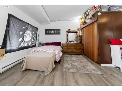 Bedroom - 160 Spring St, Gardiner, OR 97441 photo 3 of 4