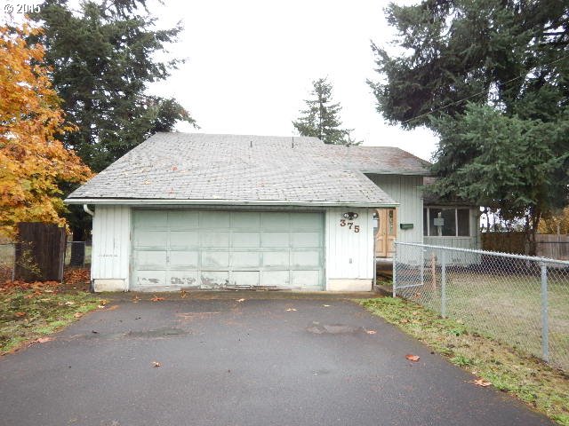 375 S 35th St, Springfield, OR 97478 photo 1
