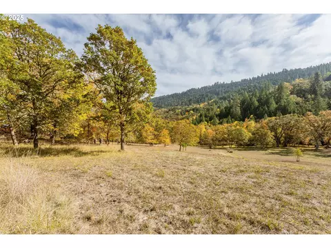 0 Jade Dr, Roseburg, OR 97471
