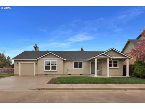 1742 Brandy Way, Springfield, OR 97477