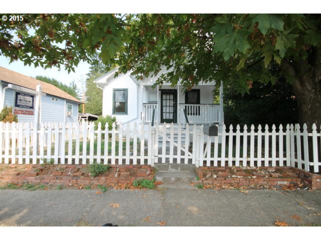1213 E 4th St, Newberg, OR 97132 photo 1