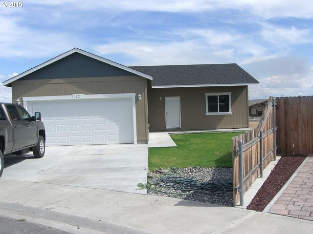 201 Sandy Ct, Boardman, OR 97818 photo 1