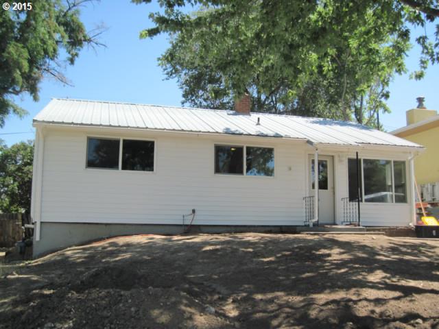 716 SE 6th St, Pendleton, OR 97801 photo 1