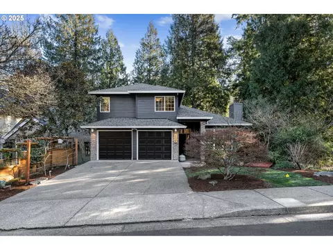 6928 SW 67th Ave, Portland, OR 97223