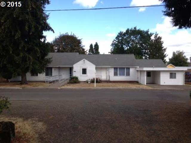 695 Ruskin St, Eugene, OR 97402 photo 1