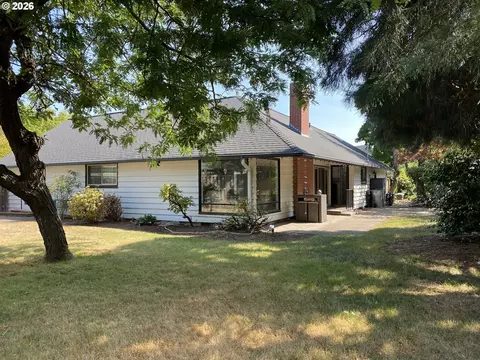 Exterior - 2872 Suffolk Ct, Eugene, OR 97401 photo 3 of 5