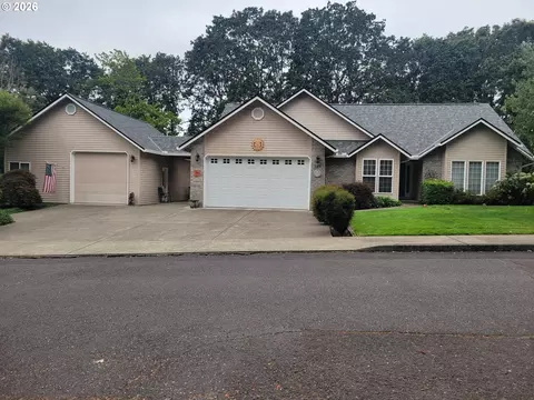105 Madrona Ct, Saint Helens, OR 97051