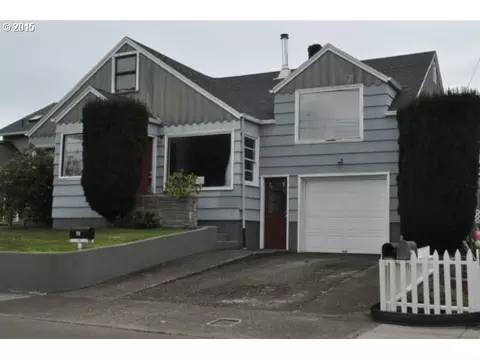 910 3rd Ave, Seaside, OR 97138 photo 1