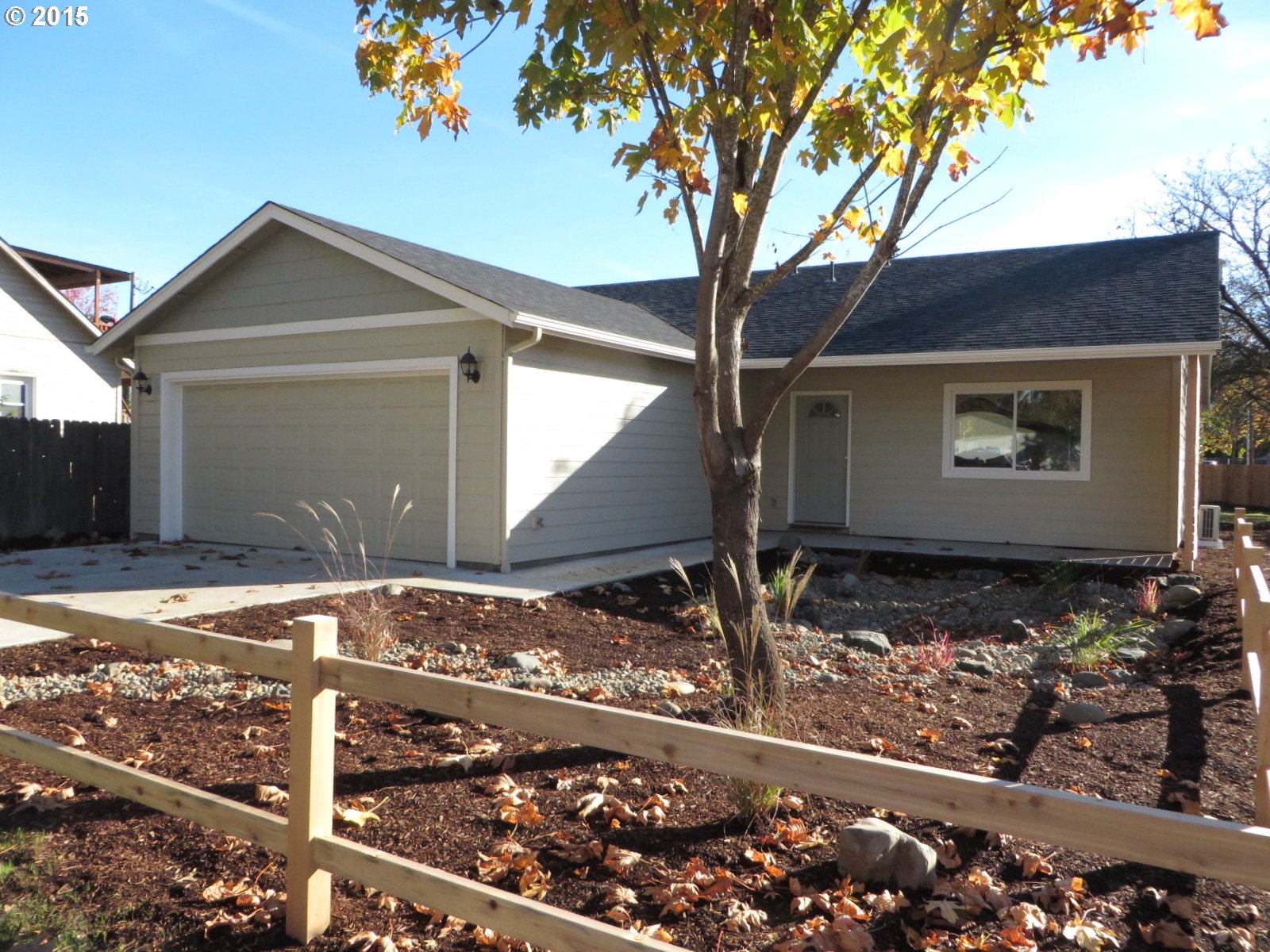 539 Olympic St, Springfield, OR 97477 photo 1