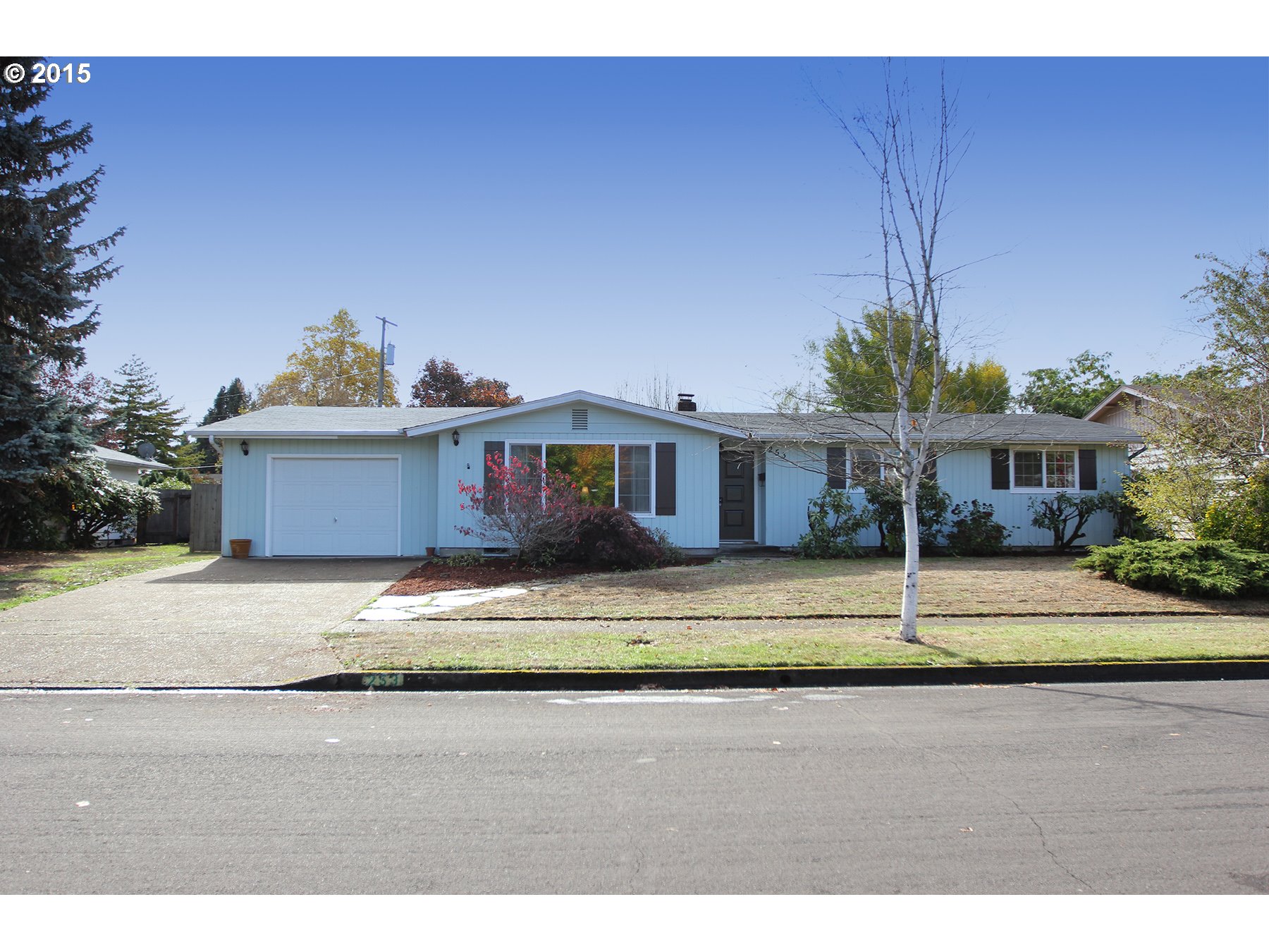 253 Greenvale Dr, Springfield, OR 97477 photo 1