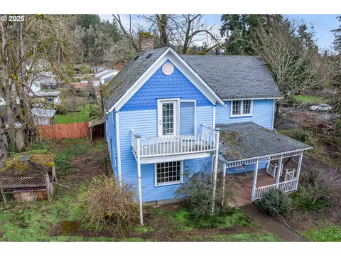 628 Birch Ave, Cottage Grove, OR 97424