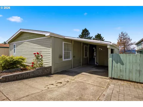 851 SW Sunset Way #28, Troutdale, OR 97060