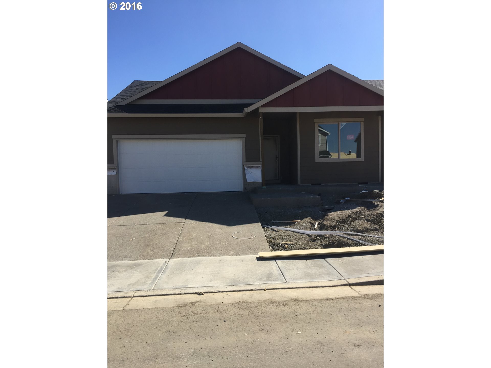 667 Kelsey Loop, Molalla, OR 97038 photo 1