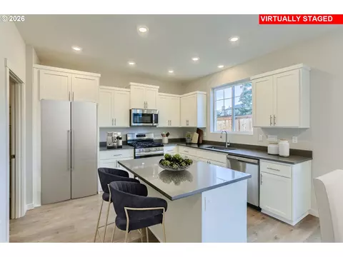 Kitchen - 5726 Basalt Ct, Springfield, OR 97478 photo 1 of 1