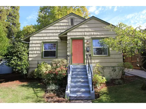 1877 Orchard St, Eugene, OR 97403