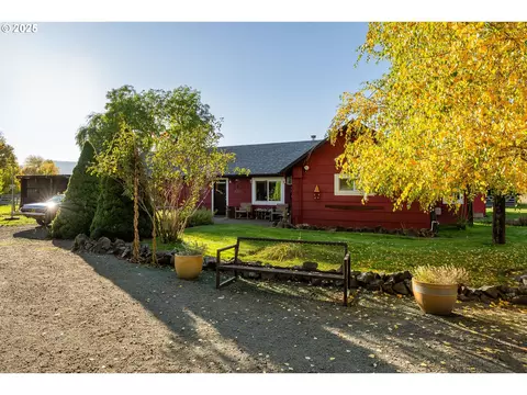 19115 Highway 42, Camas Valley, OR 97416