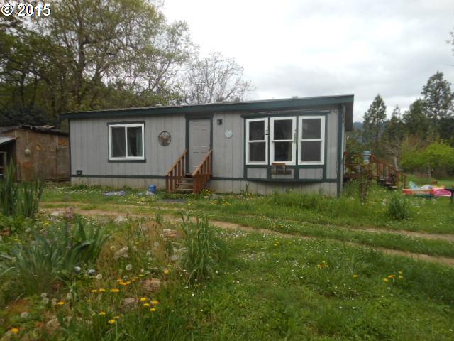 175 Faver Dr, Riddle, OR 97469 photo 1