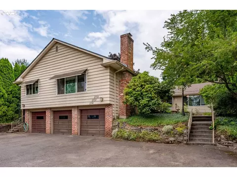 2733 SW Troy St, Portland, OR 97219
