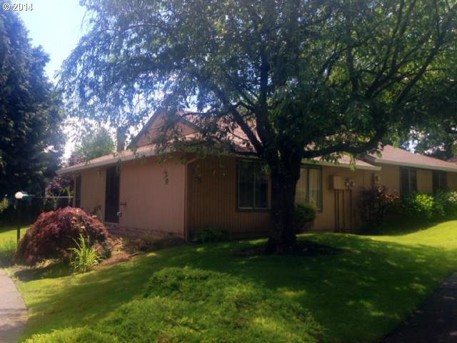 125 SE Hogan Rd, Gresham, OR 97080 photo 1