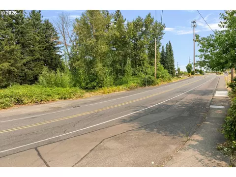 W Powell Loop, Gresham, OR 97030 photo 16