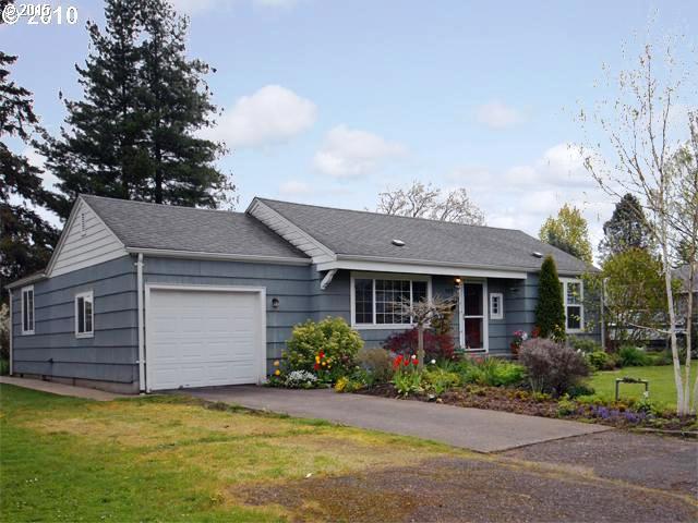 585 Davis St, Eugene, OR 97402 photo 1