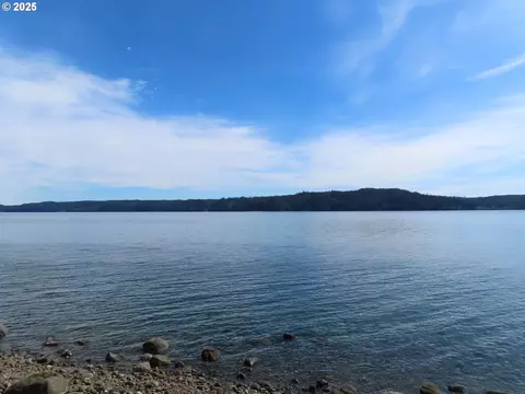 Seagull Way, Lilliwaup, WA 98555