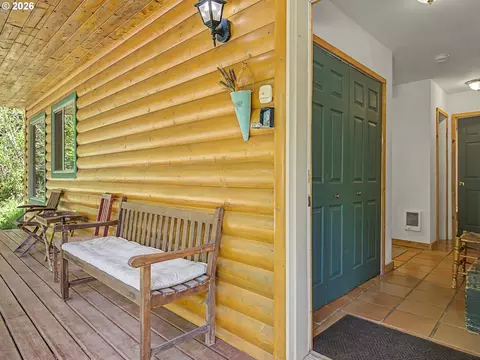 Entry Way - 21561 E Hideaway Ln, Rhododendron, OR 97049 photo 1 of 3