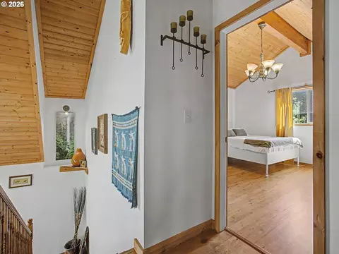 21561 E Hideaway Ln, Rhododendron, OR 97049 | MLS# 153611842 | 41