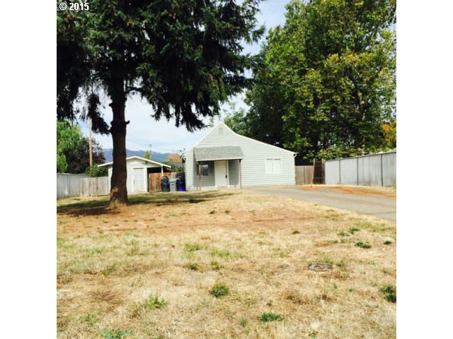 2728 J St, Springfield, OR 97477 photo 1