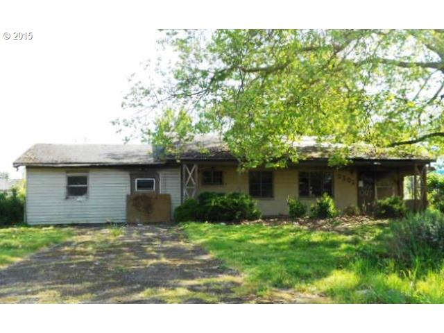 3301 Kinney Loop, Eugene, OR 97408 photo 1