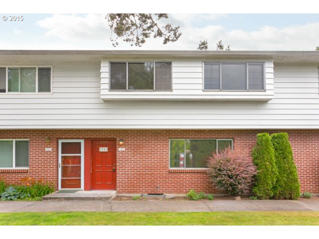 2242 NE Hogan Dr, Gresham, OR 97030 photo 1