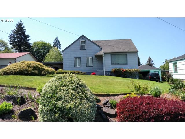 524 4th St, Rainier, OR 97048 photo 1