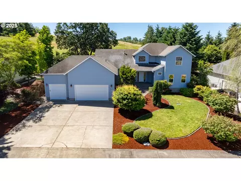 195 Palomino Ave, Roseburg, OR 97471