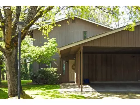 2250 Ridgeway Dr, Eugene, OR 97401 photo 1