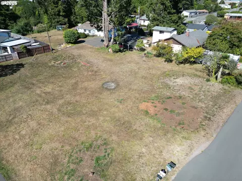 View/Area - Crestline Loop, Brookings, OR 97415 photo 2 of 10