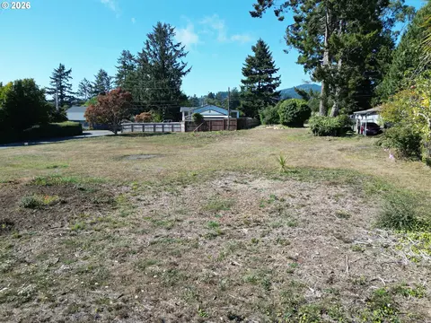 Other - Crestline Loop, Brookings, OR 97415 photo 2 of 5