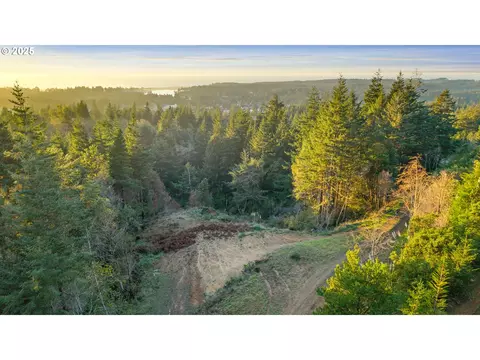 Dee Terrace, Port Orford, OR 97465
