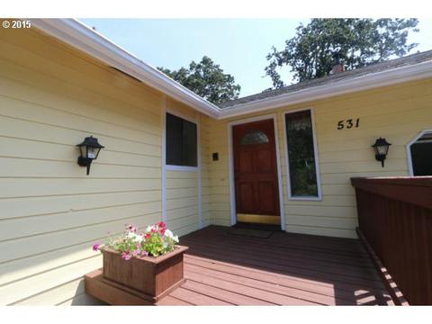 531 S 67th St, Springfield, OR 97478 photo 1