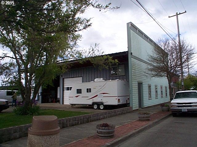 310 5th, Myrtle Point, OR 97458 photo 1