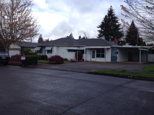 1062 J St, Springfield, OR 97477 photo 1