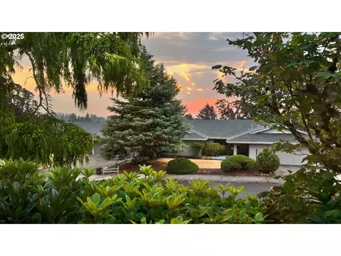 1468 34th Ave, Salem, OR 97304