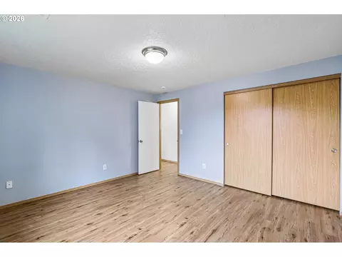 Bedroom - 2793 SE 19th St, Gresham, OR 97080 photo 4 of 6