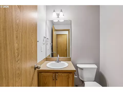 Bath - 2793 SE 19th St, Gresham, OR 97080 photo 1 of 4